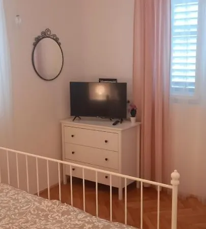 Apartman Jana Apartment Pirovac
